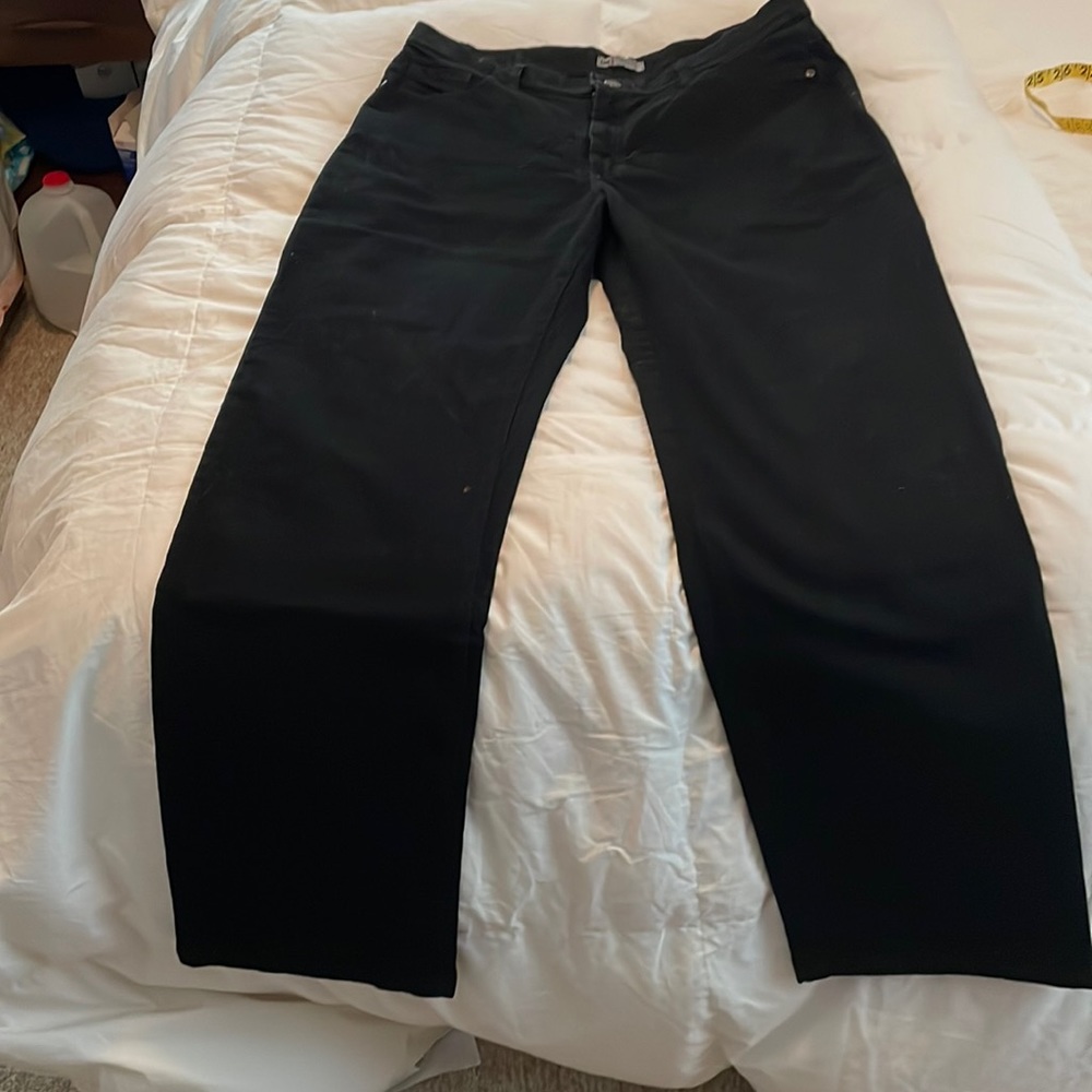 Jeans. Lee Classic fit. Size 16 Black. Excellent condition.